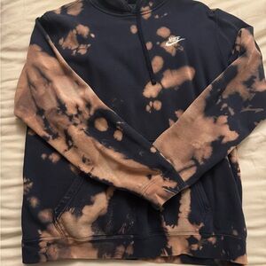 Nike Men's Black and Tan Tie-Dye Sweater
